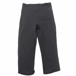 Lululemon Women’s Black Capri Leggings Size 4
